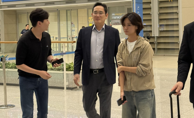 인천국제공항 통해 귀국하는 이재용 삼성전자 회장