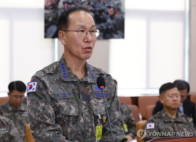 현안 보고하는 손석락 공군참모총장