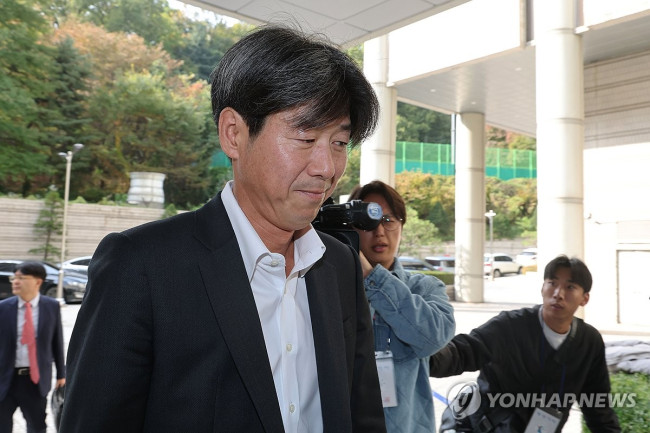 선고공판 출석하는 남욱 변호사