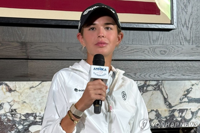 대회 개막 전 인터뷰에 나선 트럼프