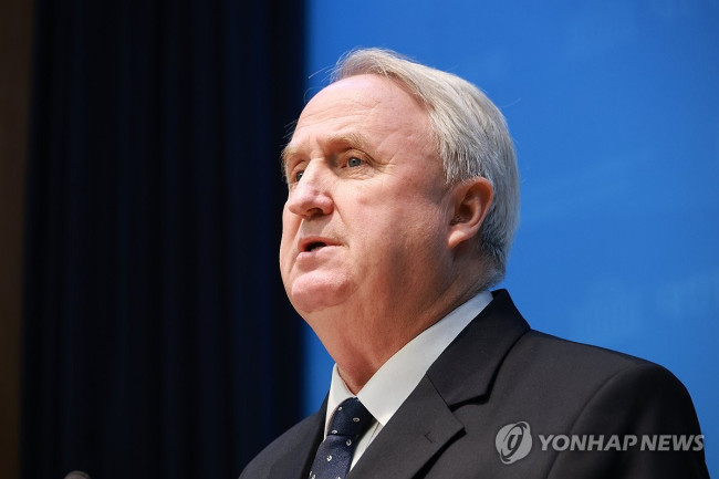 기자회견 하는 국민의힘 인요한 의원